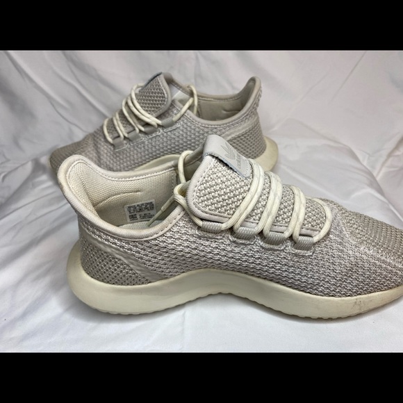 Adidas Mens 6. Should be womens 7. - Picture 3 of 5